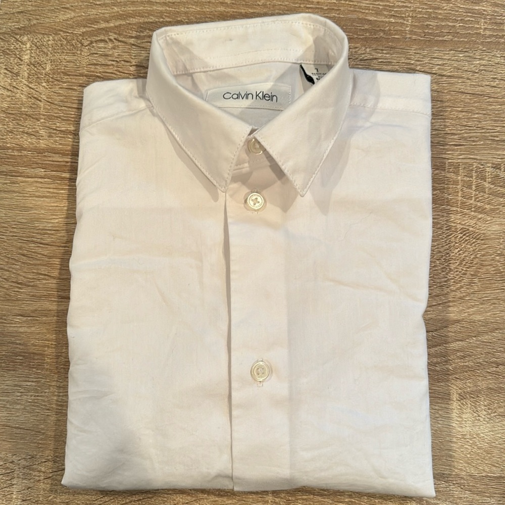 NWOT Calvin Klein Shirt